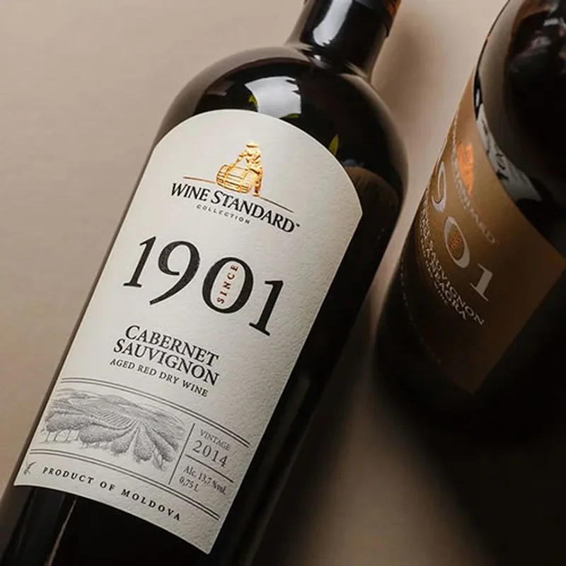 étiquettes de vin personnalisées – texturées, en aluminium, UV et plus d'options disponibles