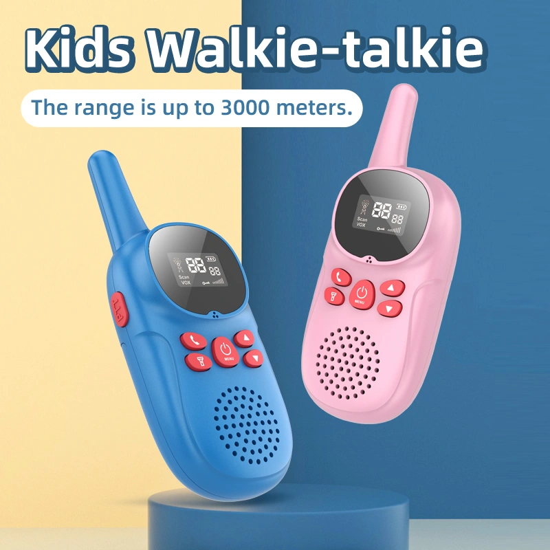 1.5 inch LED light 4*AAA dry battery 3km walkie talkie for kids