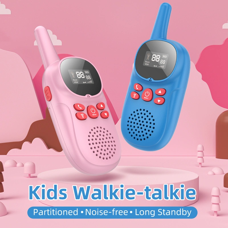 1.5 inch LED light 4*AAA dry battery 3km walkie talkie for kids