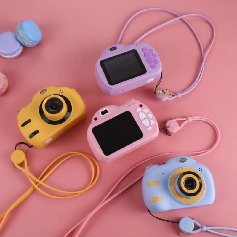 2.4 inch HD 1080P 600mAh 8MP selfie kids digital camera