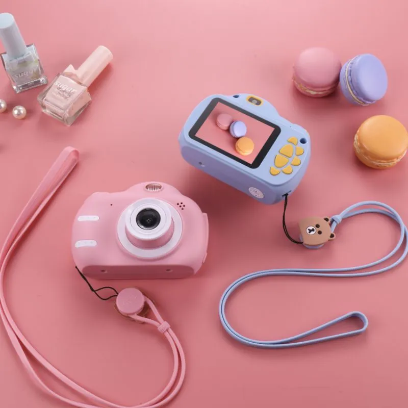 2.4 inch HD 1080P 600mAh 8MP selfie kids digital camera