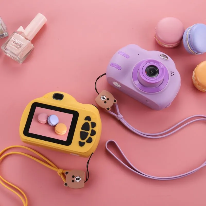 2.4 inch HD 1080P 600mAh 8MP selfie kids digital camera