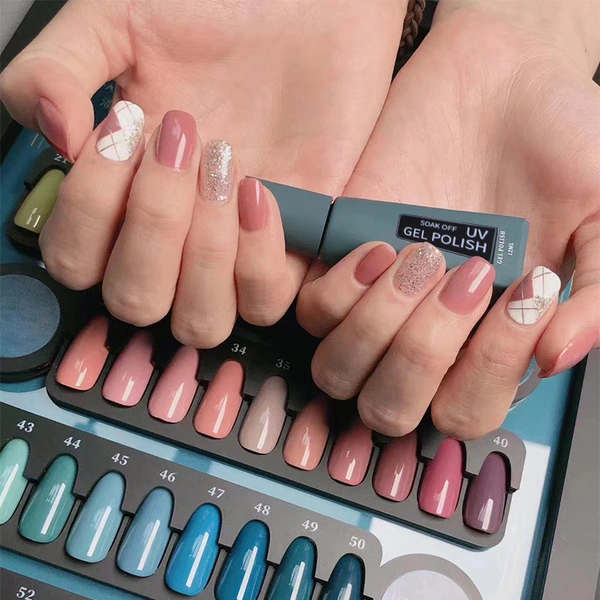 ensemble de vernis à ongles avec logo personnalisé en gros | zrkgel