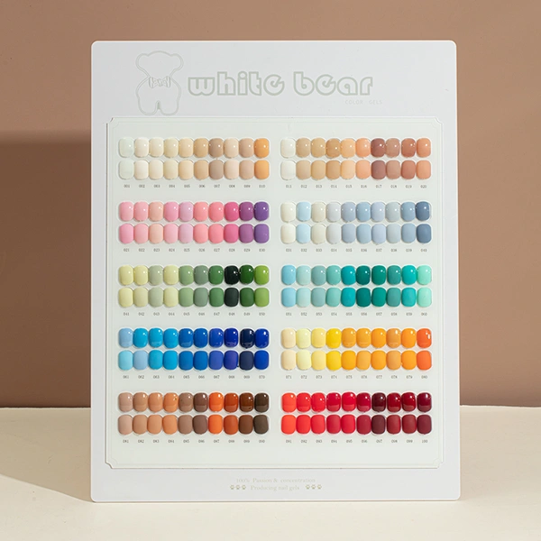 бесплатный набор гелевых лаков с логотипом для дизайна ногтей | zrkgel